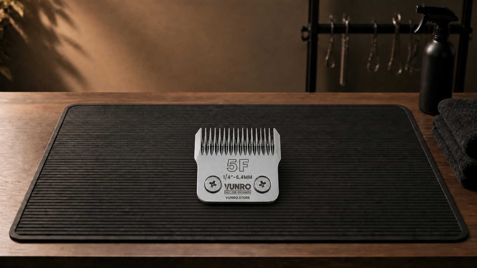 #5F Ceramic D-Series Dog Clipper Blade (6.4 mm) resting naturally on the VUNRO grooming workbench
